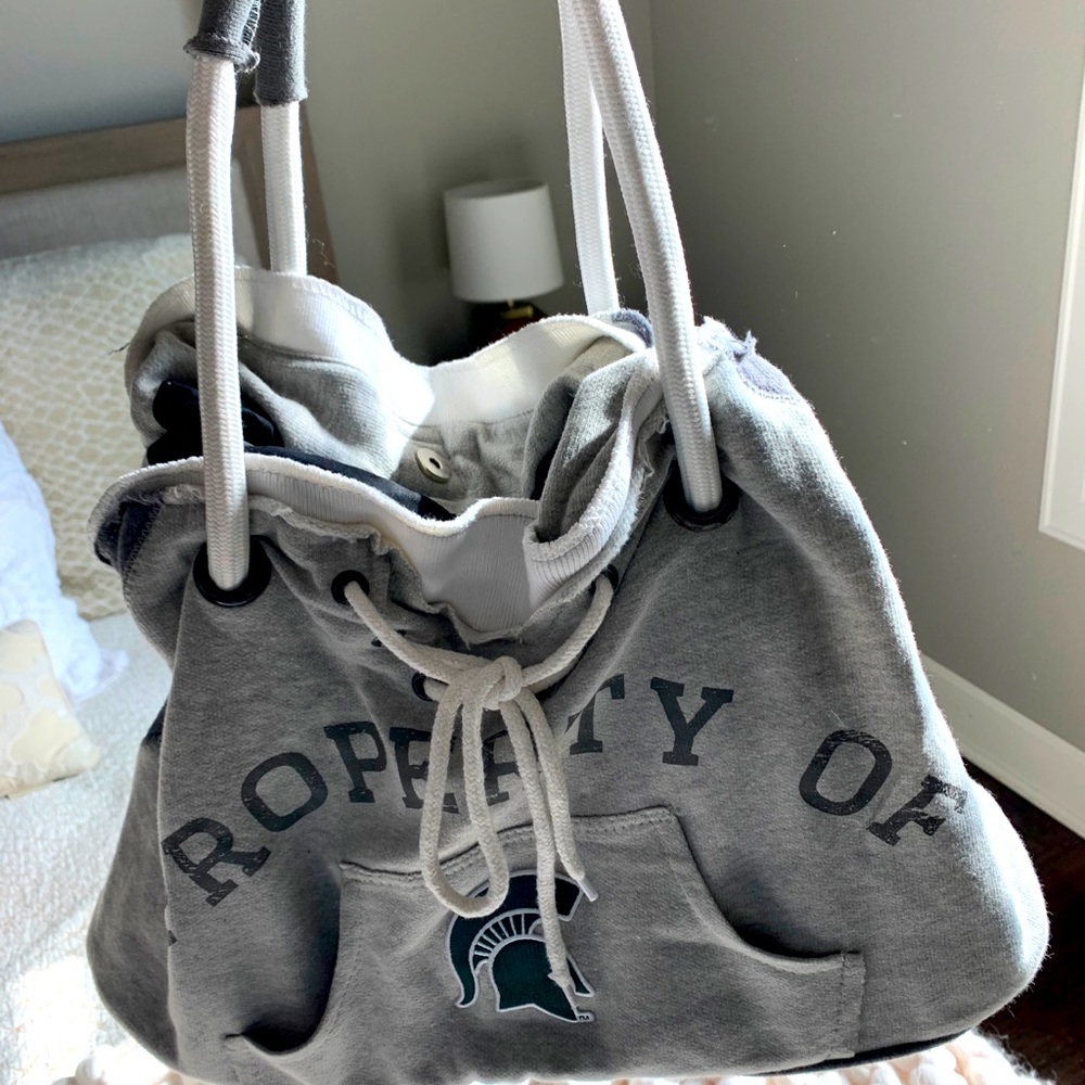Michigan state Spartans bag- like new